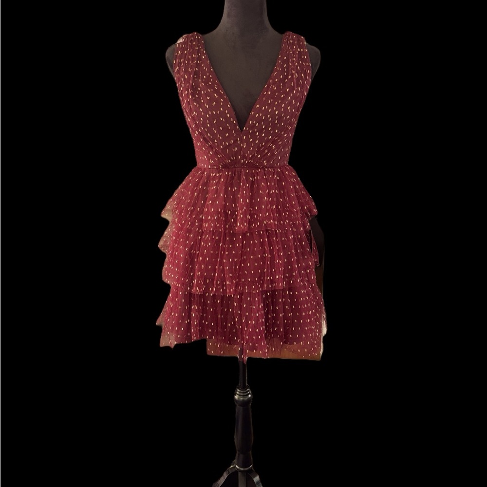 NWT Lulu’s Tiered Party Dress - Picture 3 of 14